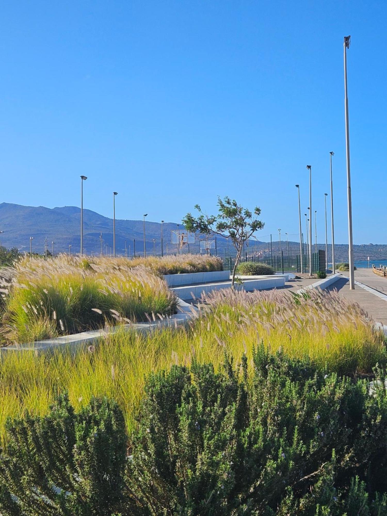 Moderne Al Jadid Pres De La Corniche